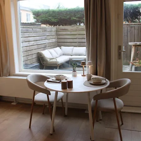 Daire Maison Cote - Moderne Met Prive Tuin, Nabij & Circuit *
