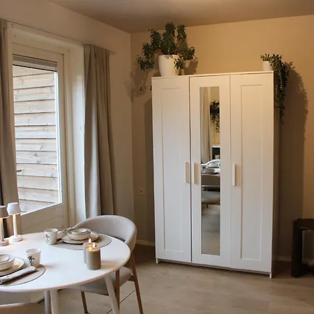 Maison Cote - Moderne Met Prive Tuin, Nabij & Circuit Lägenhet