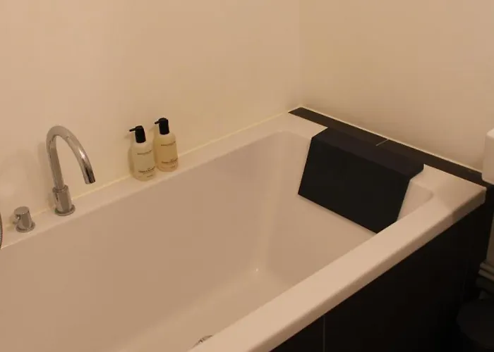 Maison Côte - Moderne Met Privé Tuin, Nabij Strand&circuit Appartamento