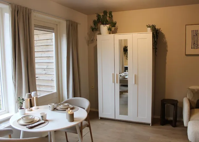 Maison Cote - Moderne Met Prive Tuin, Nabij & Circuit Apartment